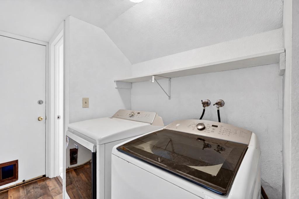 6635 Angela Court Property Photo 17