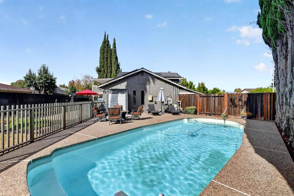 6635 Angela Court Property Photo 25