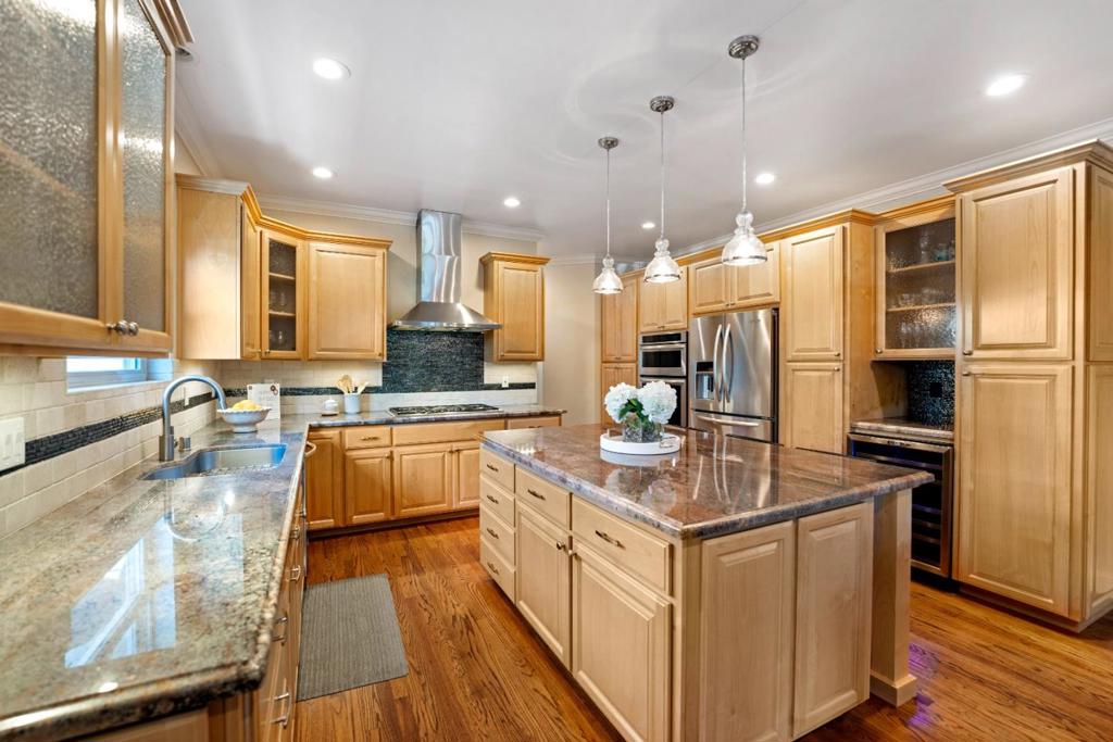 1387 Hester Avenue Property Photo 11