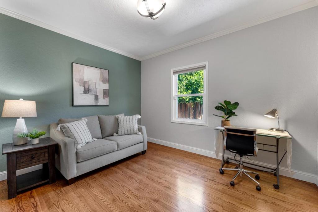 1387 Hester Avenue Property Photo 18