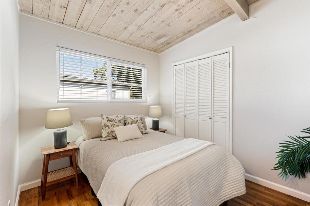 553 English Avenue Property Photo 16