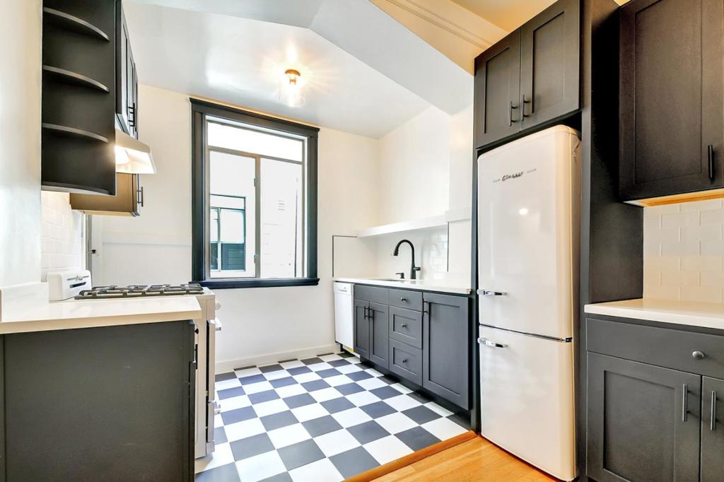 3554 Pierce Street Property Photo 3