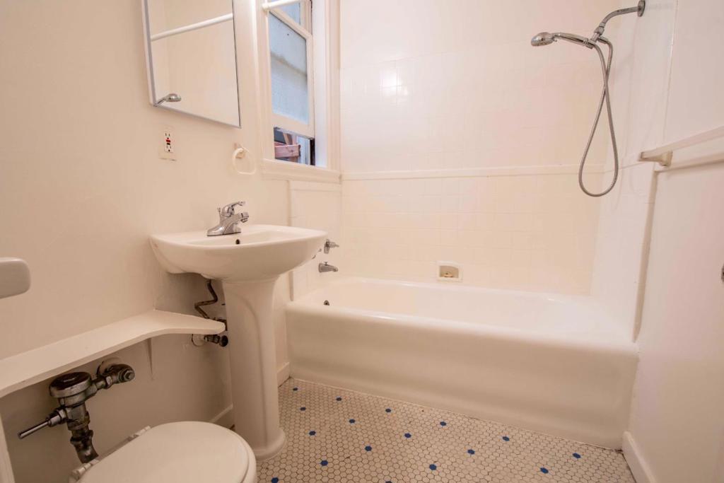 3554 Pierce Street Property Photo 16