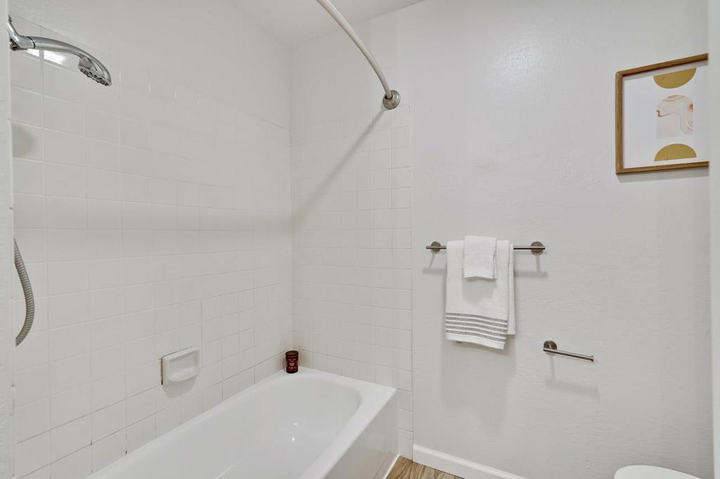 2337 Royal Ann Drive Property Photo 33