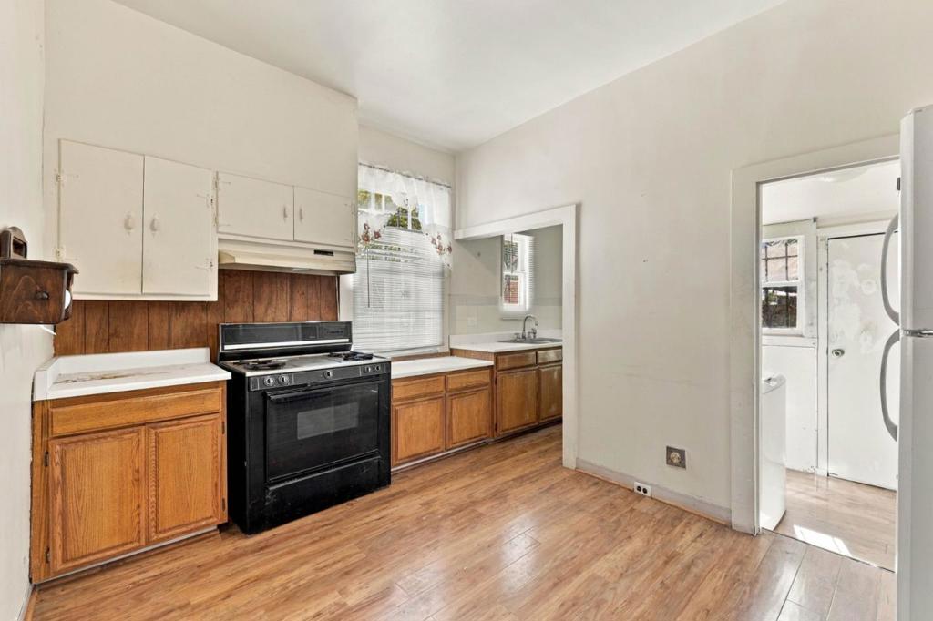 5619 Harmon Avenue Property Photo 14