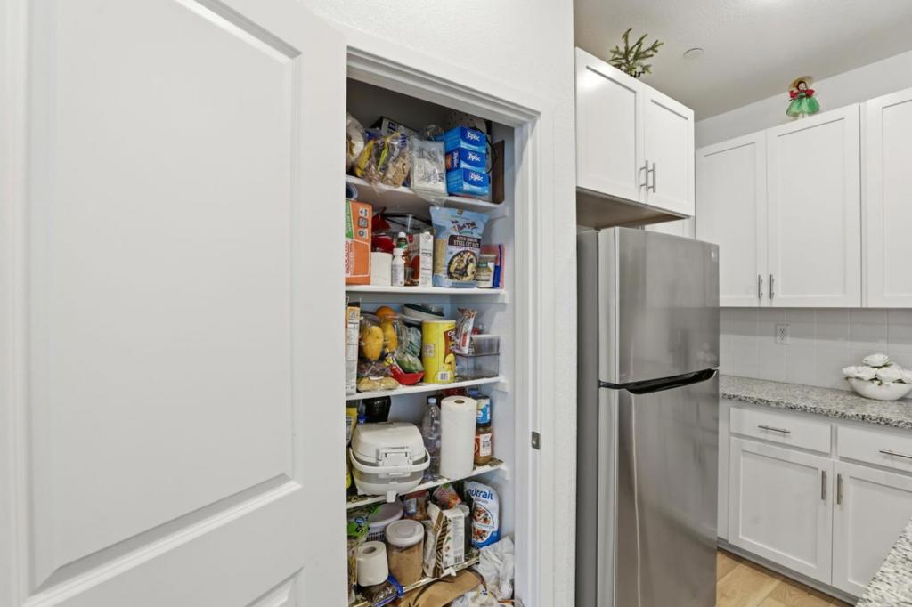 12185 Coal Creek Way Property Photo 11