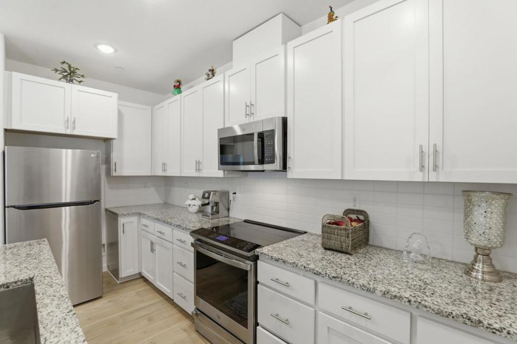 12185 Coal Creek Way Property Photo 14