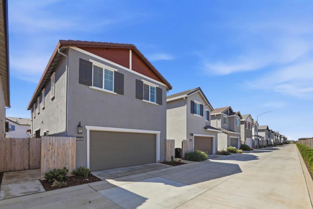 12185 Coal Creek Way Property Photo 43