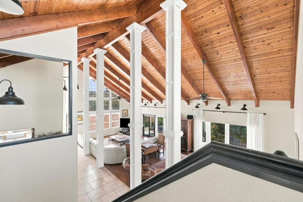 881 Sunkist Court Property Photo 33