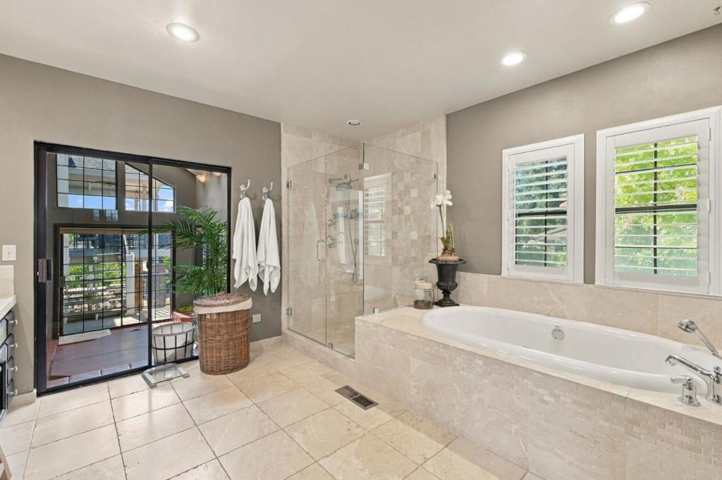 881 Sunkist Court Property Photo 38