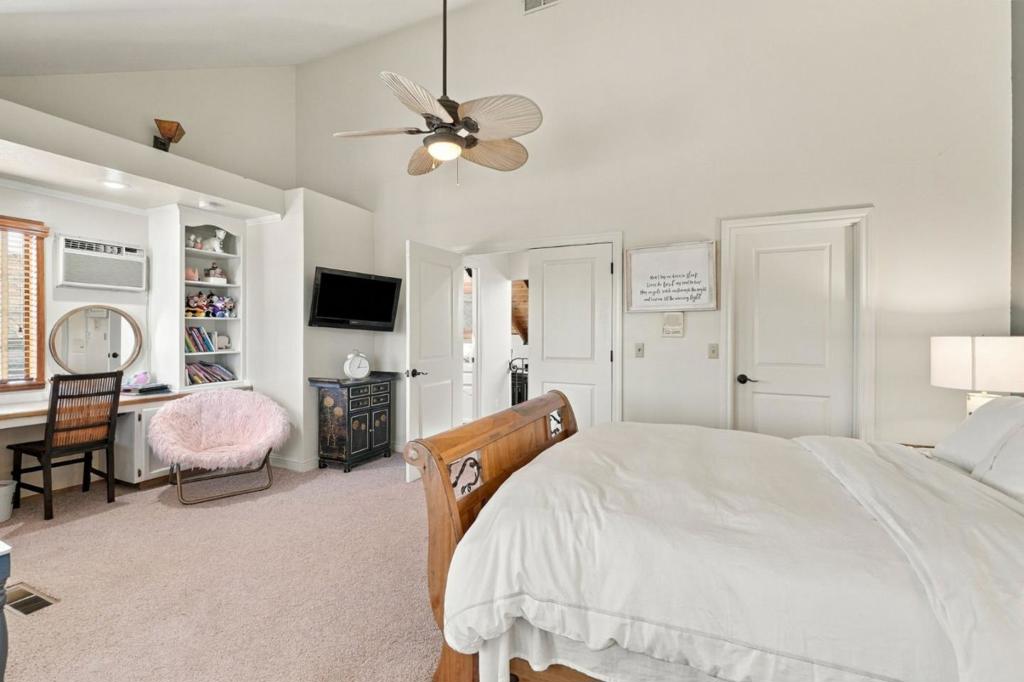 881 Sunkist Court Property Photo 67