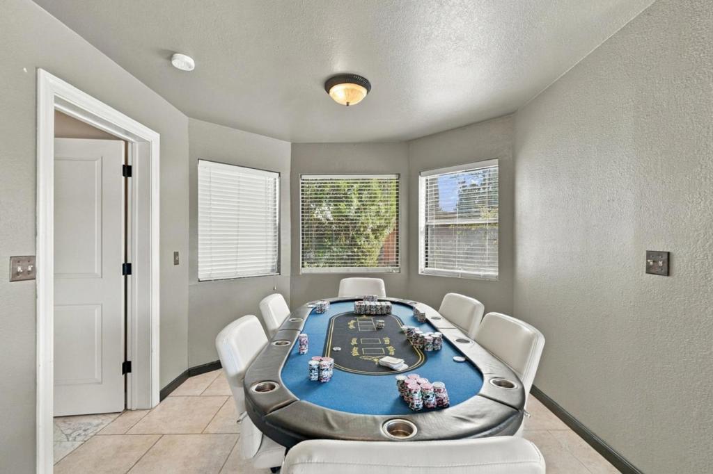 881 Sunkist Court Property Photo 72