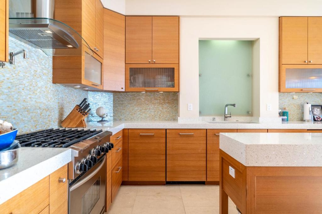 635 Beach Drive Property Photo 13