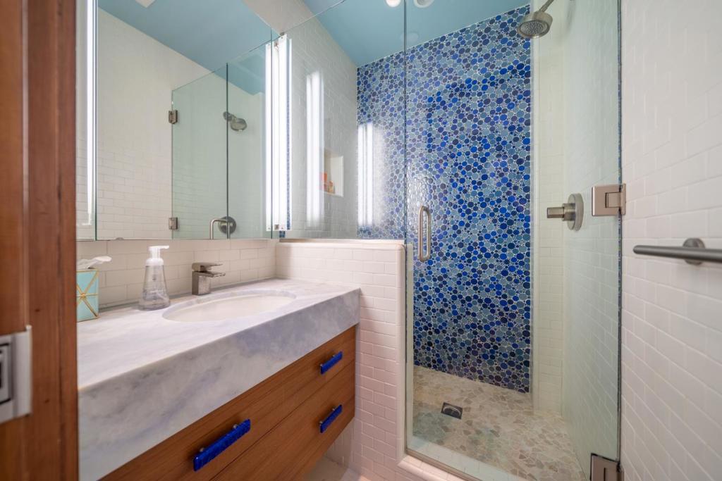 635 Beach Drive Property Photo 30