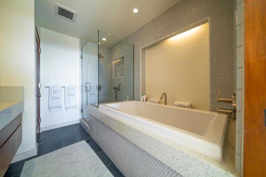 635 Beach Drive Property Photo 32