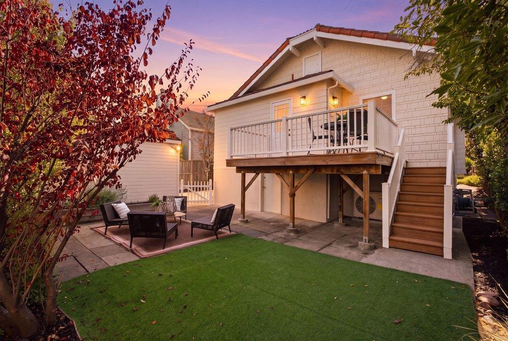 732 Farringdon Lane Property Photo 34