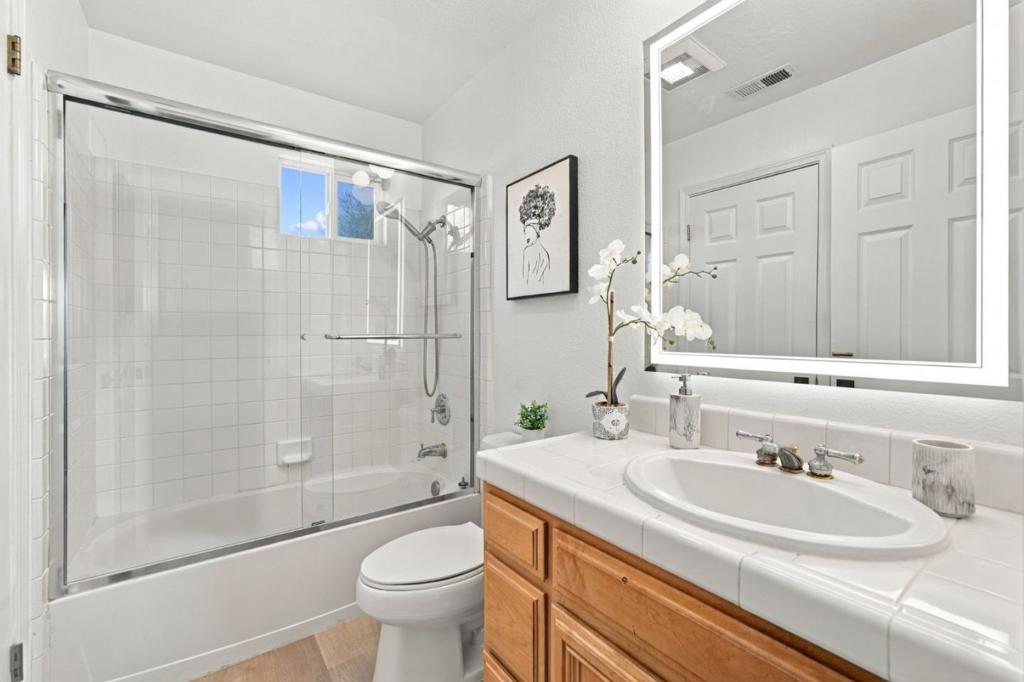 2383 Flickinger Avenue Property Photo 39