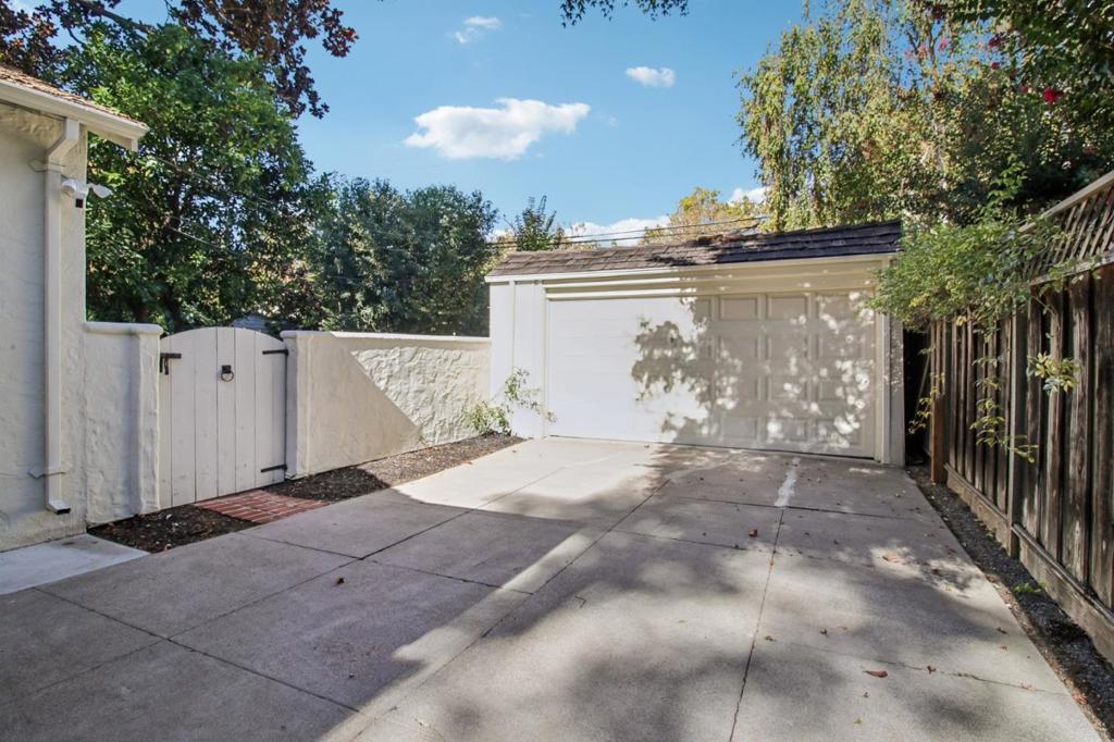 1681 Hanchett Avenue Property Photo 40