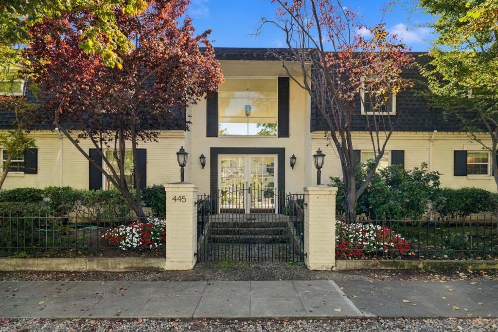 445 Oak Grove Avenue 9 Property Photo 1