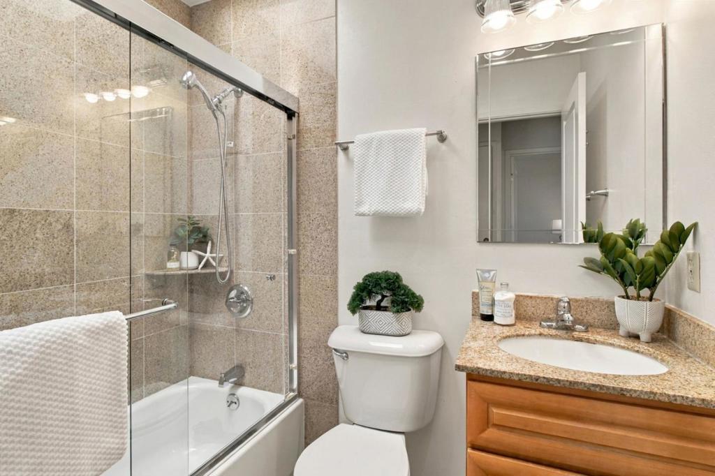 200 Fernwood Drive Property Photo 27