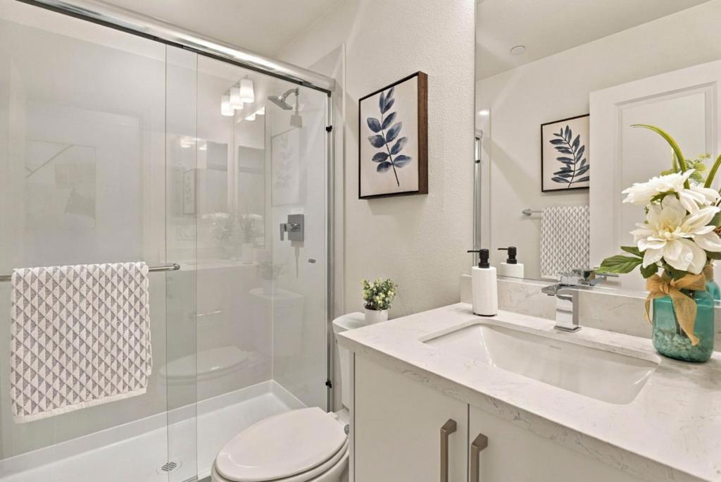 1105 Juana Court Property Photo 14