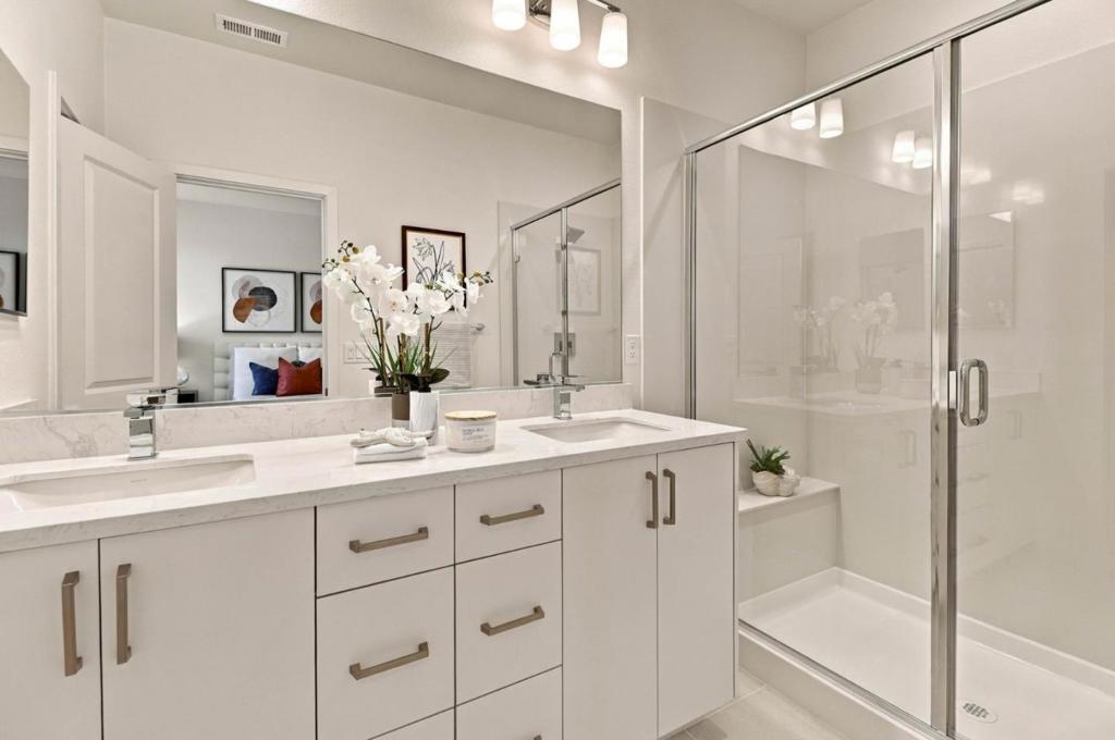 1105 Juana Court Property Photo 15