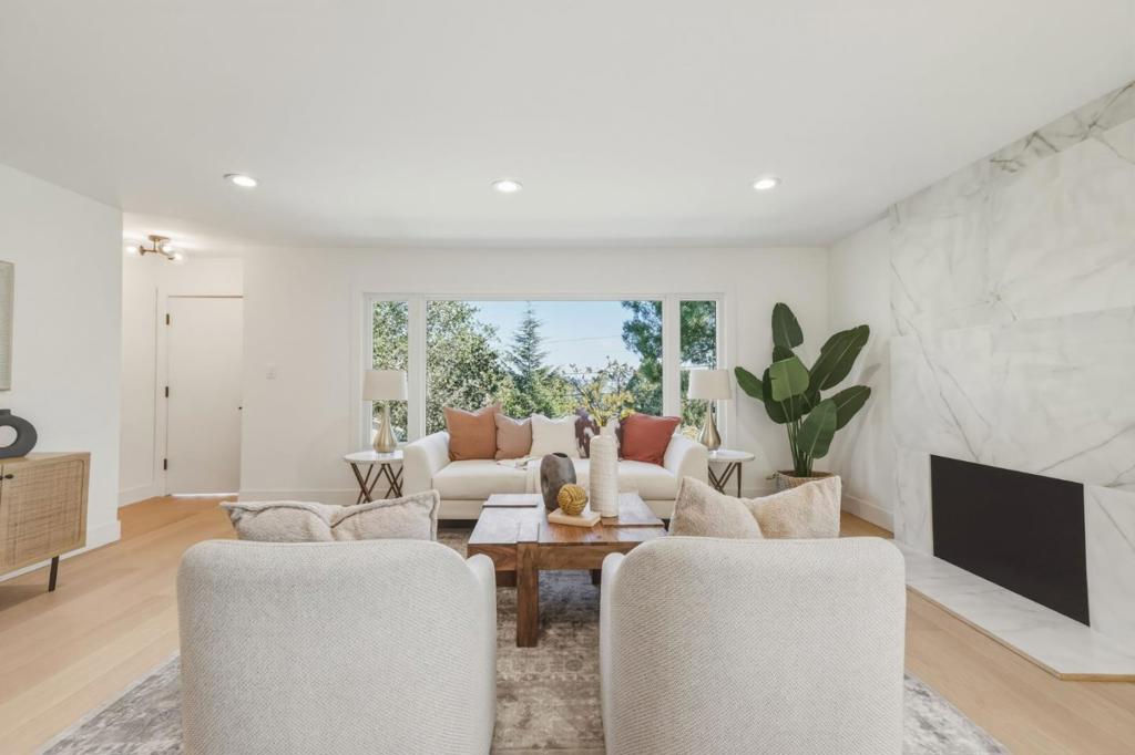 2218 Ewell Road Property Photo 4