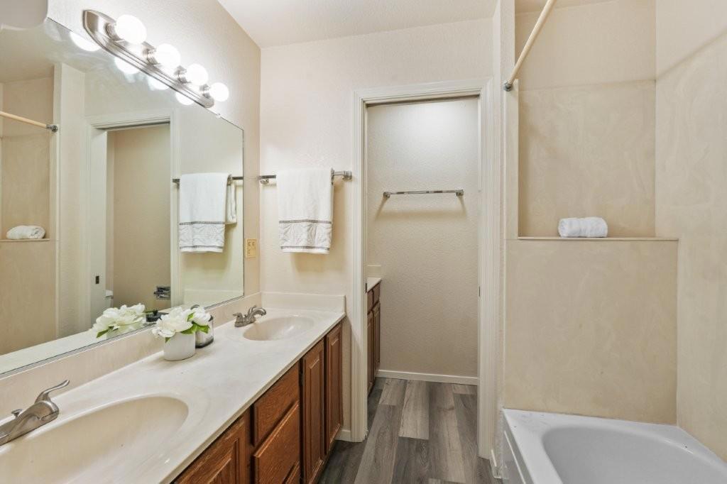 735 E Homestead Road Property Photo 22