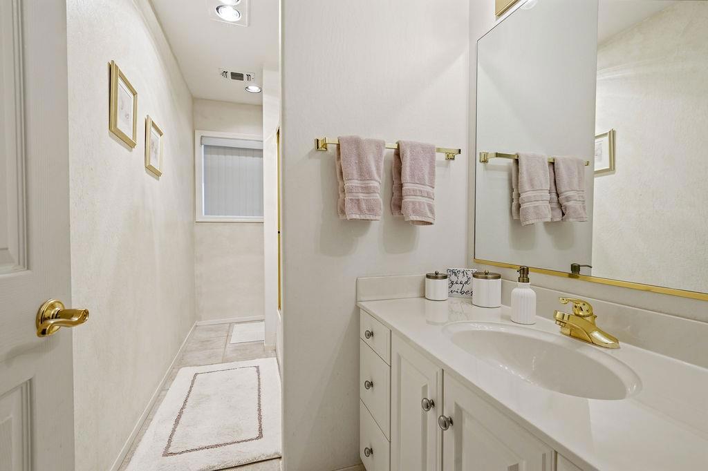 13814 Lake Wildwood Drive Property Photo 31
