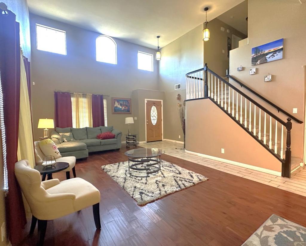 2613 Medinah Court Property Photo 9