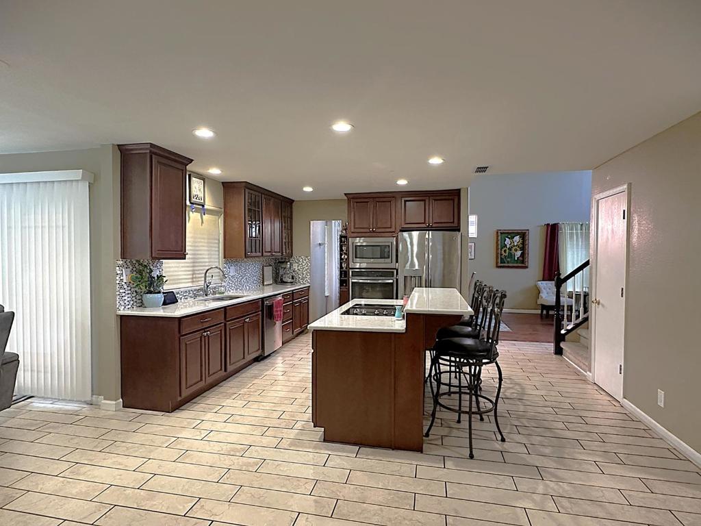 2613 Medinah Court Property Photo 12