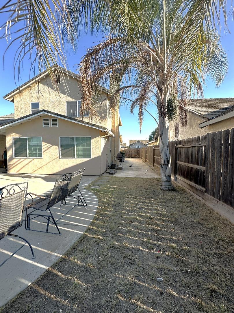 2613 Medinah Court Property Photo 23