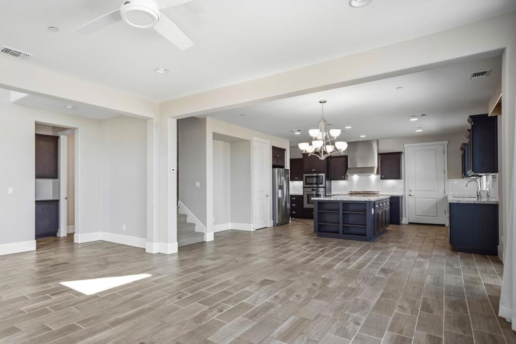 18551 Mcclellan Circle Property Photo 10