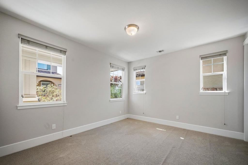 18551 Mcclellan Circle Property Photo 17