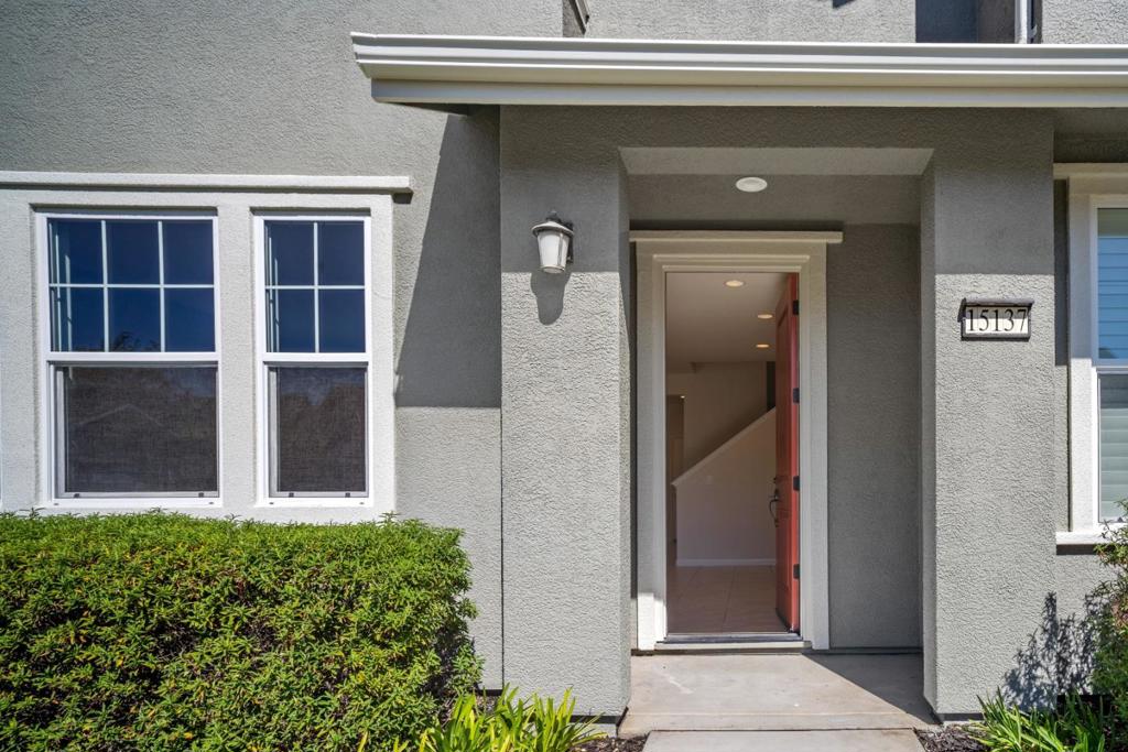 15137 Breckinridge Avenue Property Photo 3