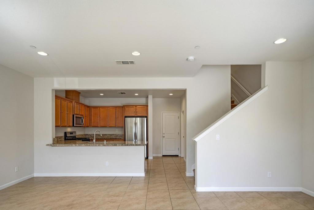 15137 Breckinridge Avenue Property Photo 5