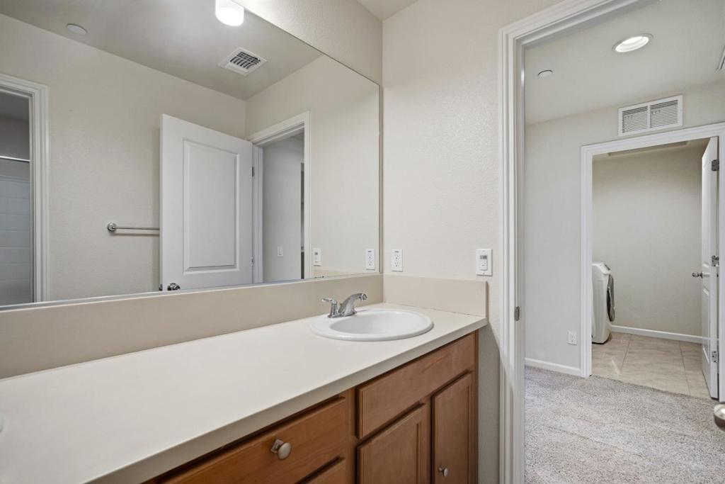 15137 Breckinridge Avenue Property Photo 21