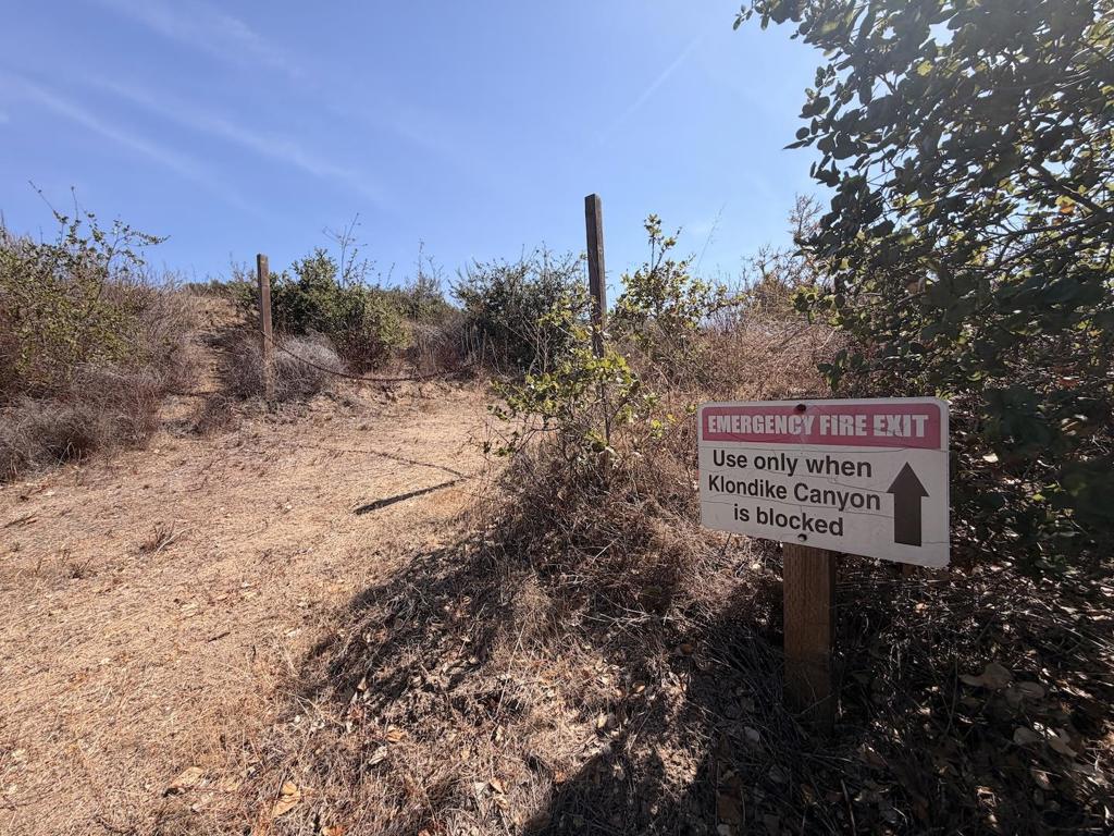 145 E Carmel Valley Road Property Photo 37