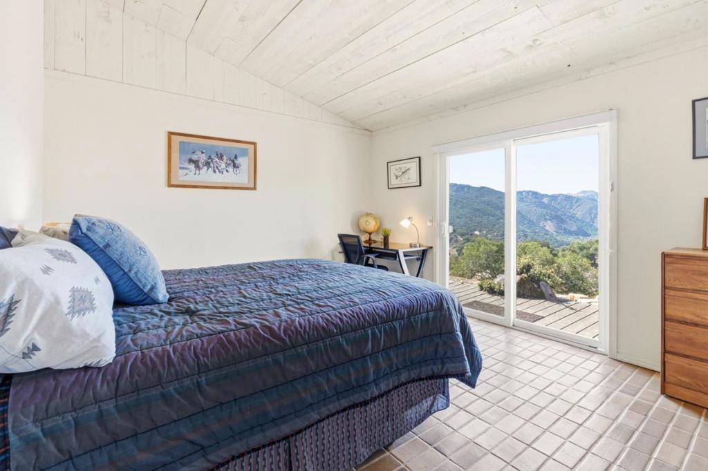 145 E Carmel Valley Road Property Photo 40