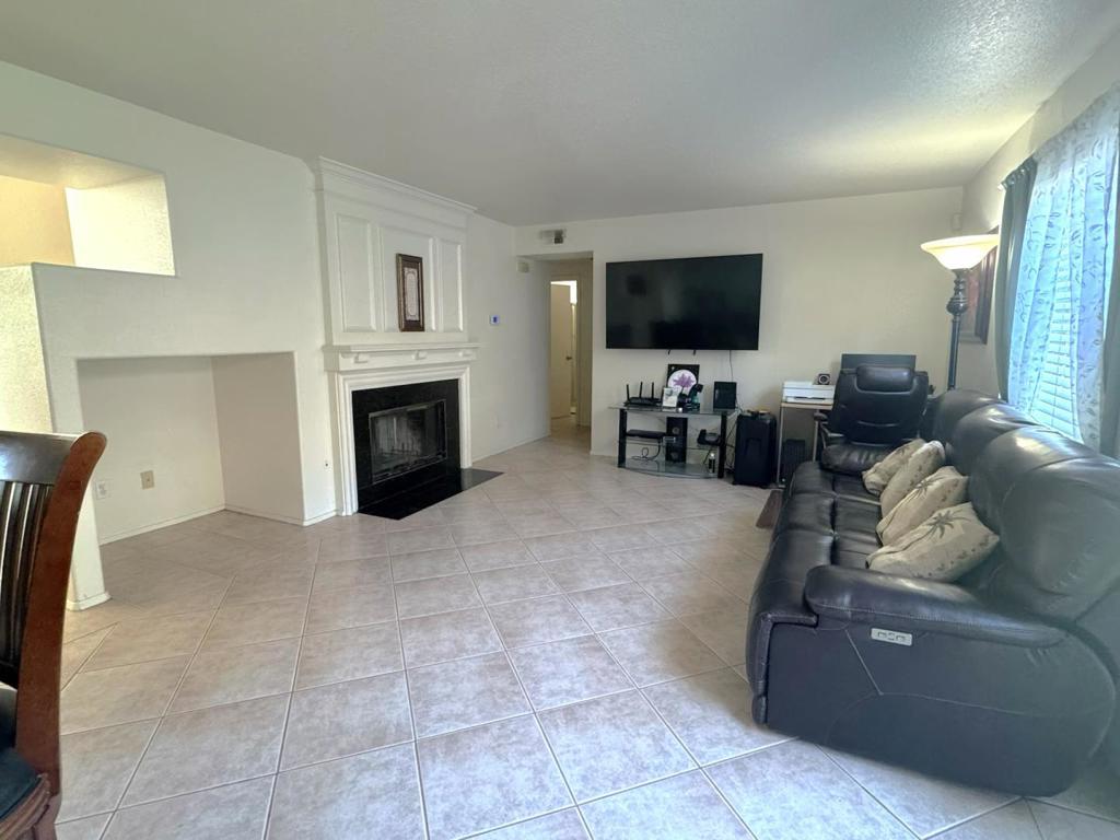 1120 Candlewood Drive Property Photo 7