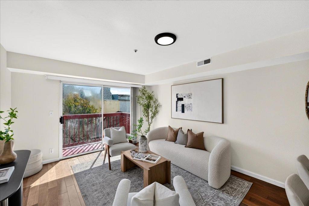 554 Castle Street Property Photo 15