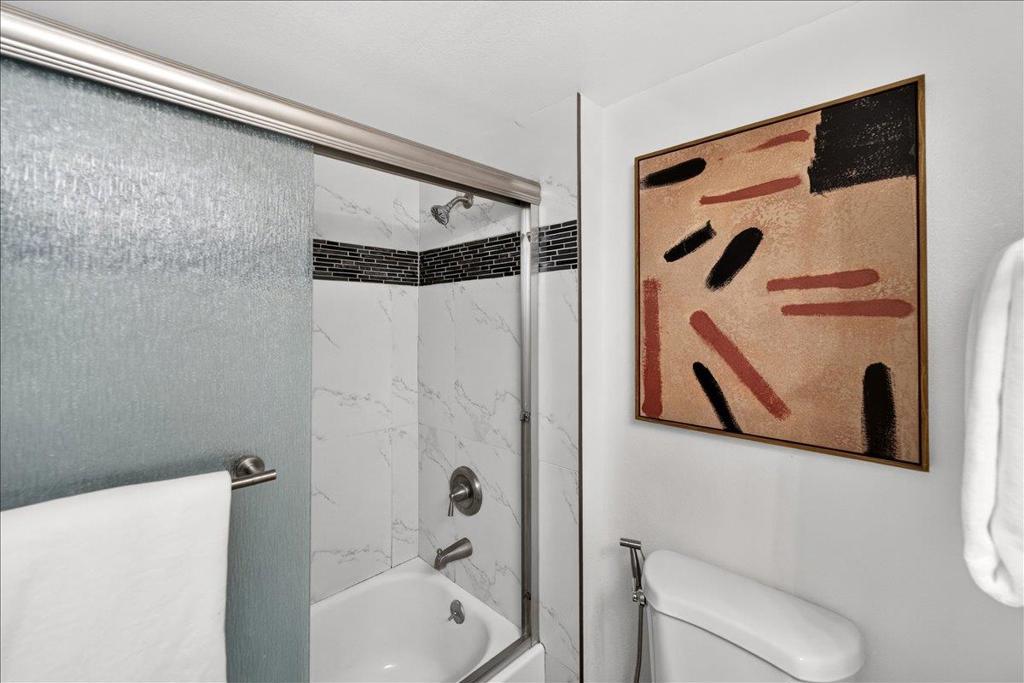 554 Castle Street Property Photo 25