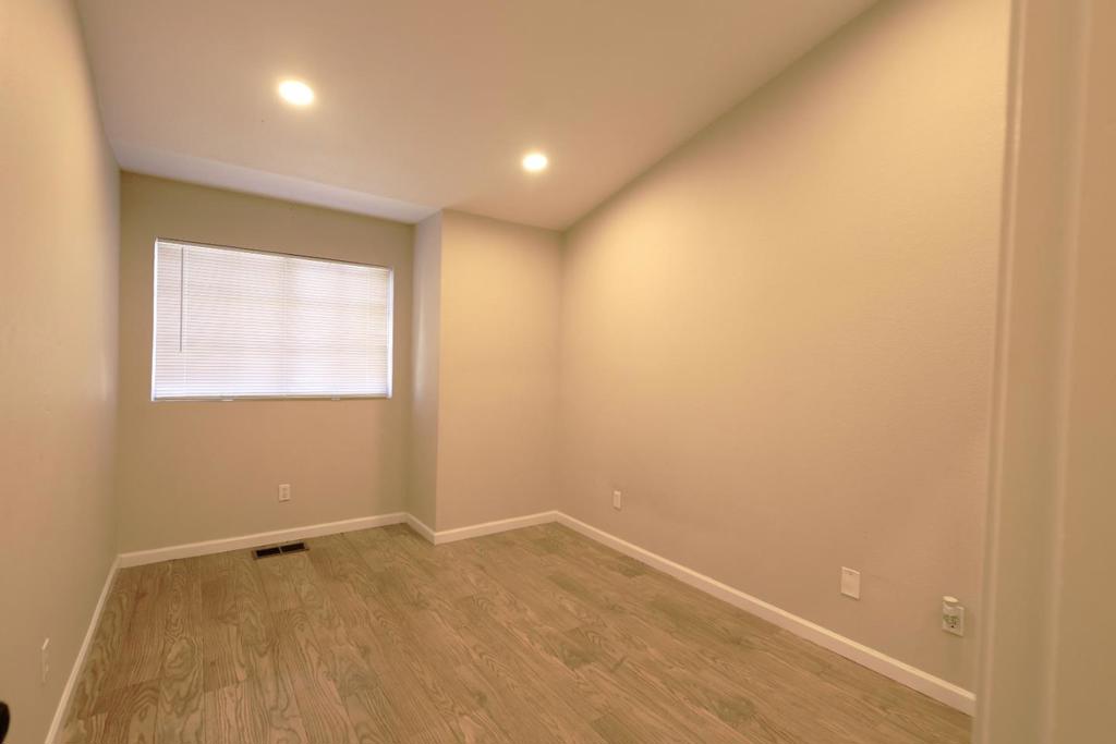 805 El Pinal Lane Property Photo 33