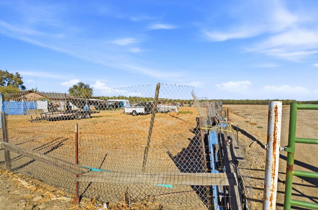 ML82063469 Property Photo 15