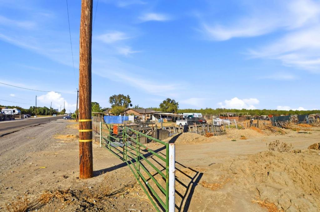 ML82063469 Property Photo 16
