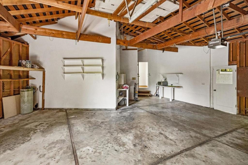 ML82063475 Property Photo 34