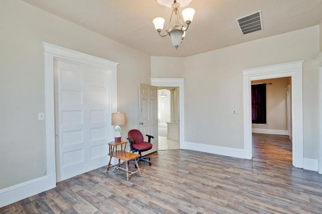 55 Willow Street Property Photo 17
