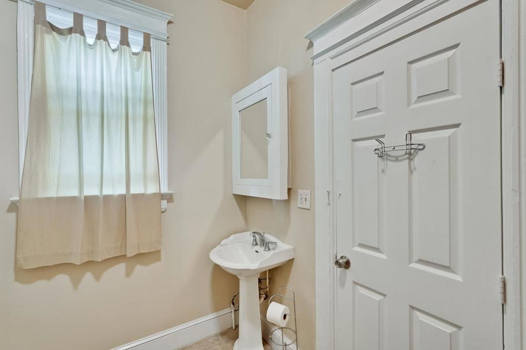 55 Willow Street Property Photo 31