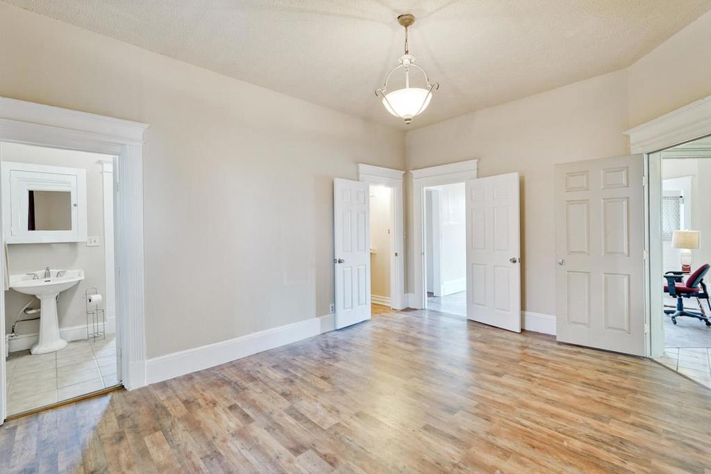 55 Willow Street Property Photo 33