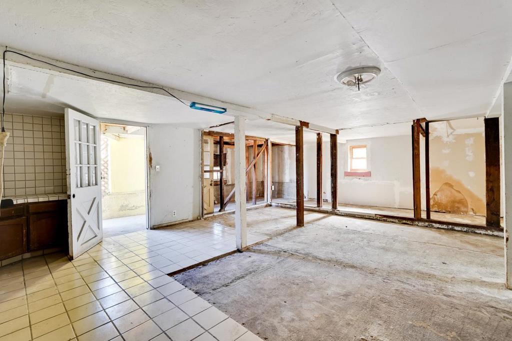 55 Willow Street Property Photo 39